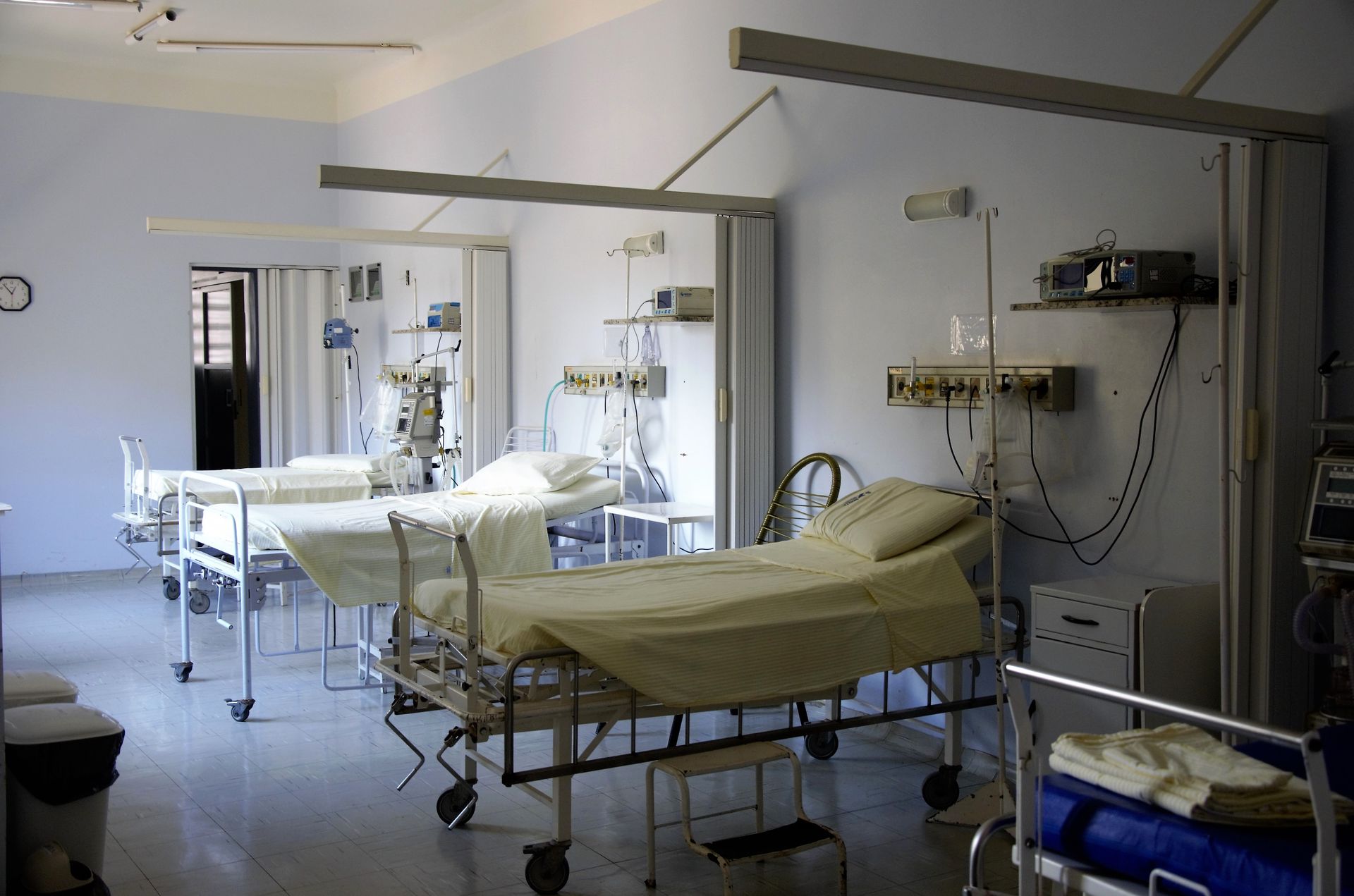 Hospital beds and medical equipment available for clinical and home care